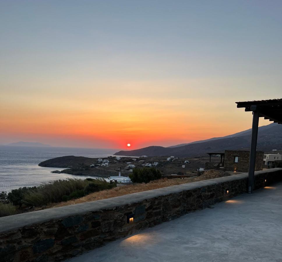 Villa Aerino Seaside Agios Romanos Esterno foto